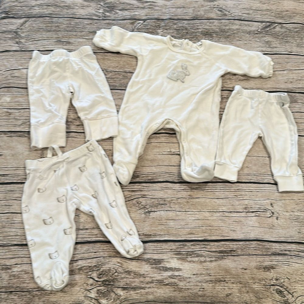 4 Piece Organic Unisex Bundle; 3 Pairs of Pants and 1 Sleeper size 0-3 M…